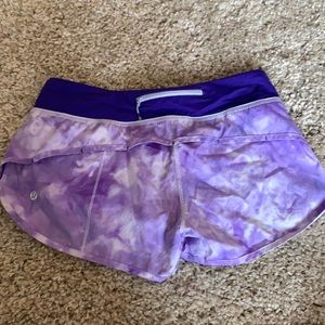 Lululemon shorts size 6